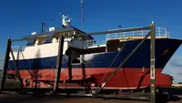 Longline fishing vessel